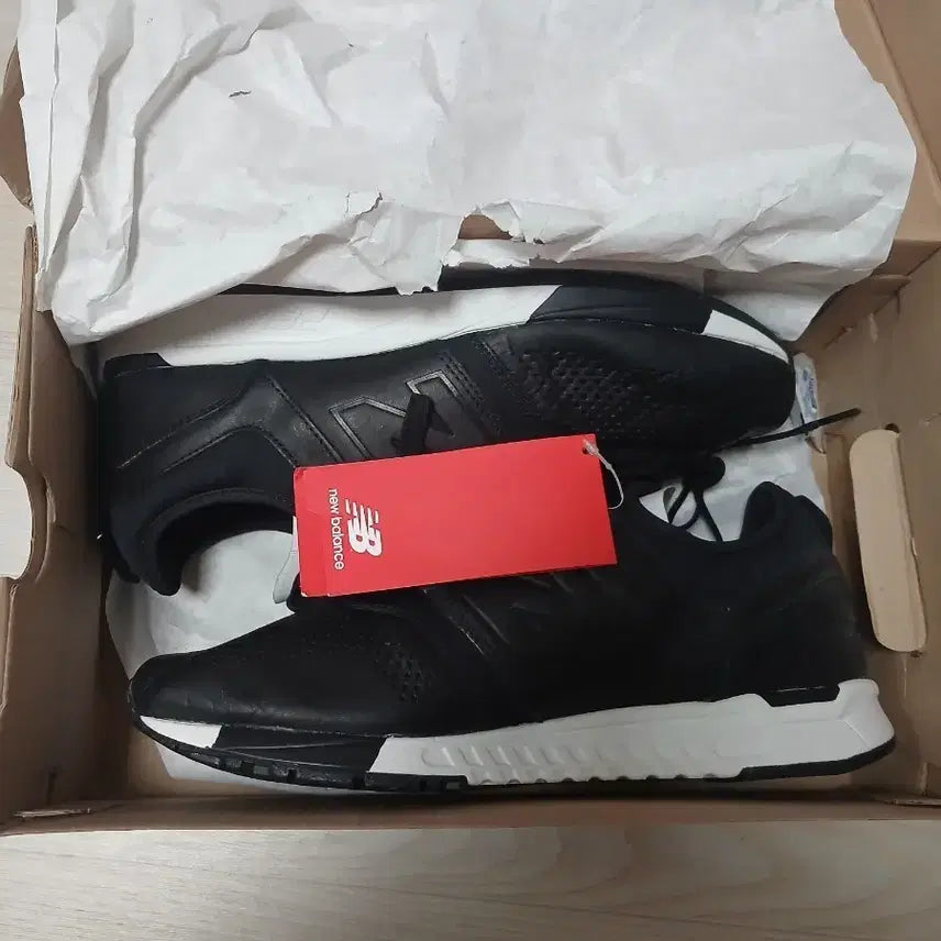 [BUNJANG] New Balance 247 Black Sneakers / 뉴발란스 247 블랙 운동화