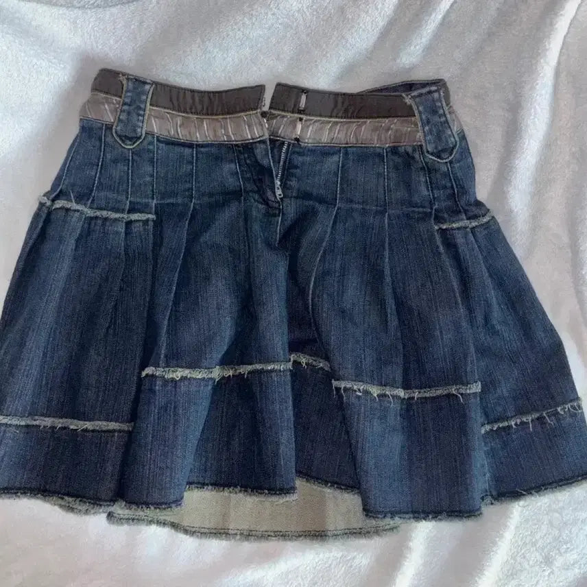 [BUNJANG] Qubintige Galcal Vintage Blue Preppy Mini Skirt / 큐빈티지 갸루깔 빈티지 청 프레피 미니스커트