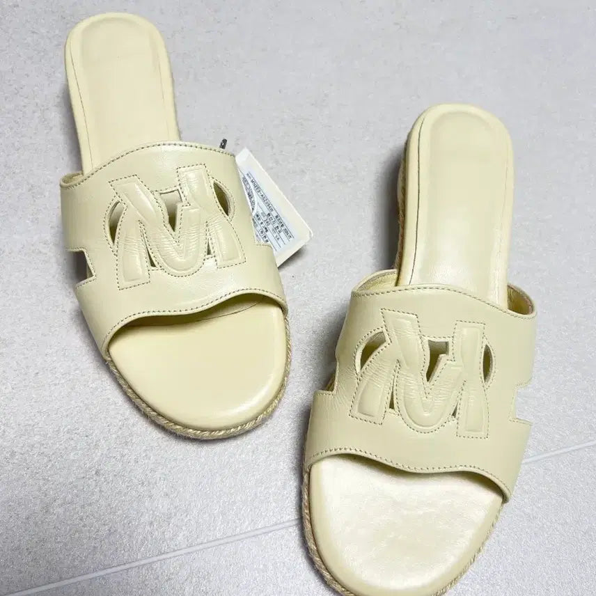 [BUNJANG] Mine Sandals Slippers / 마인 샌들 슬리퍼