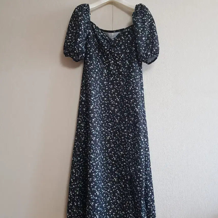 [BUNJANG] Floral Print Long Dress with Puff Sleeves and Square Neck / 롱 원피스