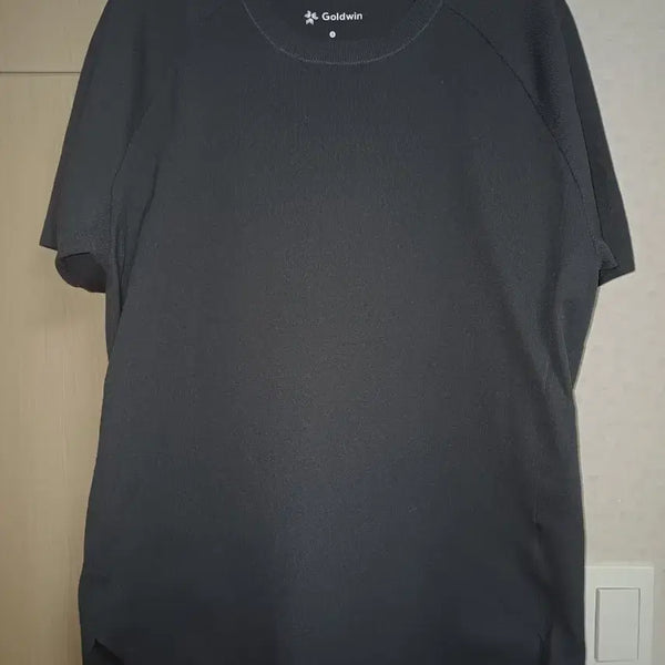 [BUNJANG] Goldwin Functional Short Sleeve T-Shirt Size 3 / 골드윈 기능성 반팔티 3사이즈