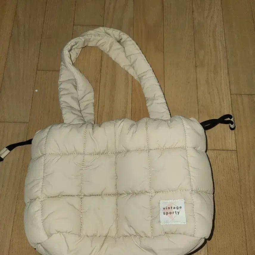 [BUNJANG] Zara Vintage Sporty Quilted Shoulder Bag Beige / 빈티지 스포티 퀼팅 숄더백 베이지 자라