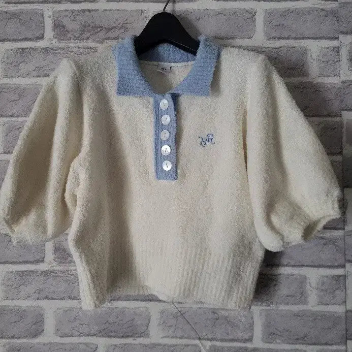 [BUNJANG] Ronron Color-Blocked Knit / RONRON 론론 카라배색 큐트 니트/알뜰한여우