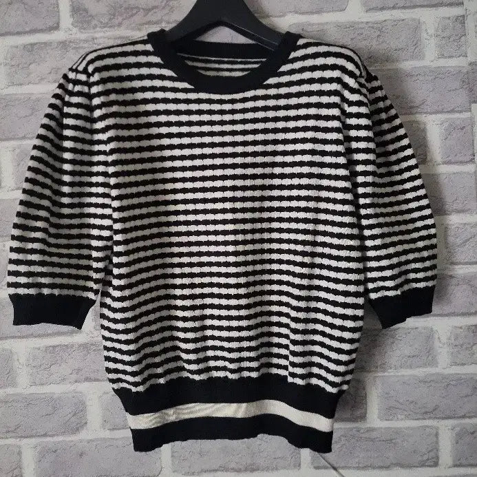 [BUNJANG] Black Stripe 7/10 Sleeve Knit Top / 블랙 스트라이프 칠부니트/알뜰한여우