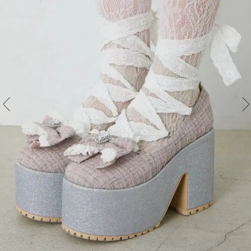 [BUNJANG] Ankruze Platform Ribbon Balletcore Shoes / 앙크루즈 발레코어 리본 통굽 리즈리사