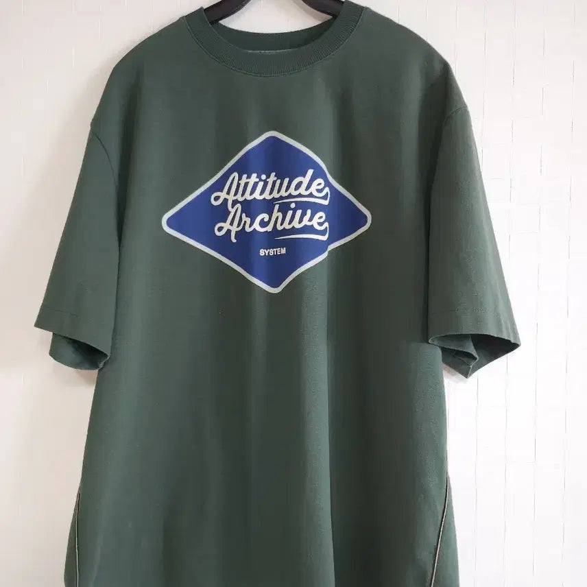 [BUNJANG] Attitude Archive System Logo Short Sleeve T-Shirt Green / 애티튜드 아카이브 시스템 로고 반팔 티셔츠 그린