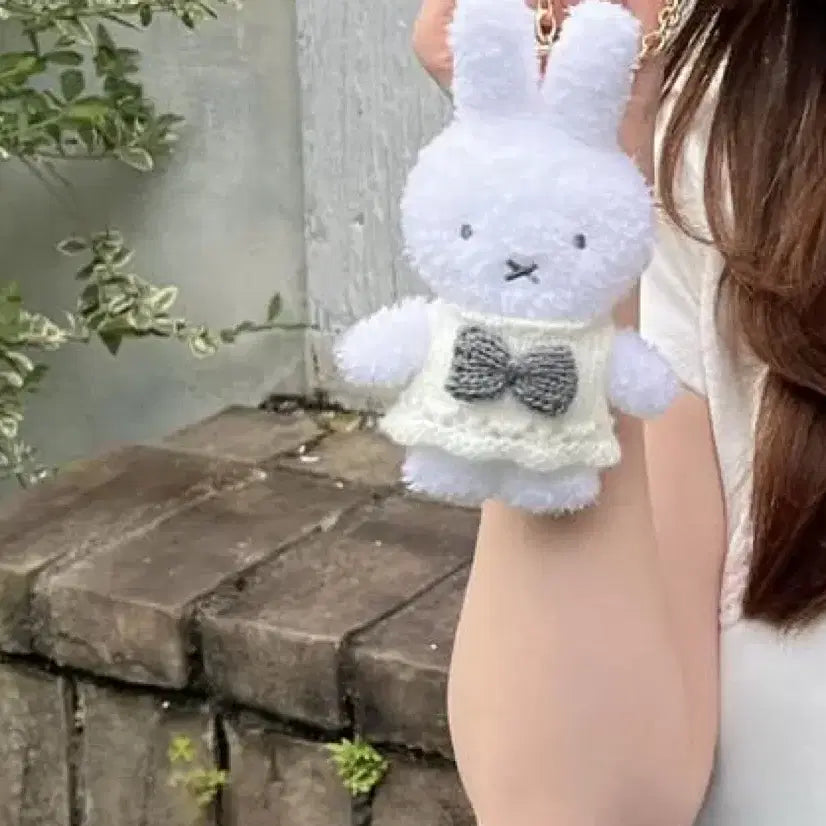 [BUNJANG] MiiA Limited Edition Miffy Knit Doll Keychain White / 새상품)miia 한정 미피니트인형키링 화이트