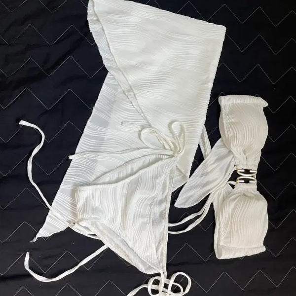[BUNJANG] White Resort Two-Piece Set & Bikini Three-Piece Set - Bundle / 휴양지 화이트 투피스 + 비키니 쓰리피스 일괄 판매 (새상품)
