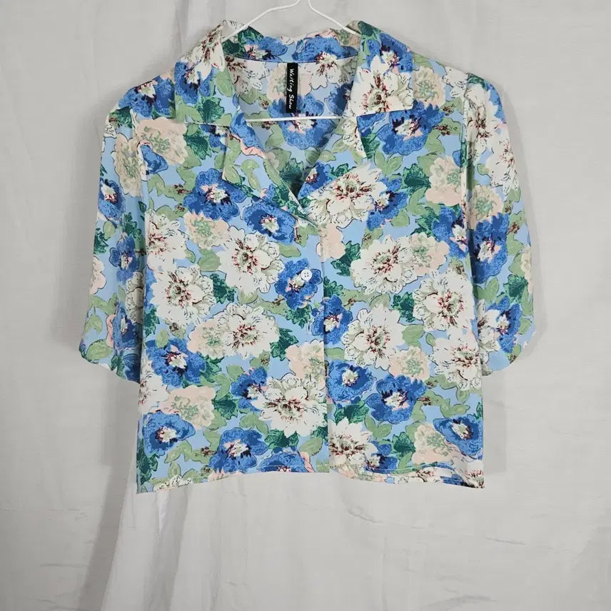 [BUNJANG] Flower Pattern Crop Shirt / 플라워패턴 크롭셔츠