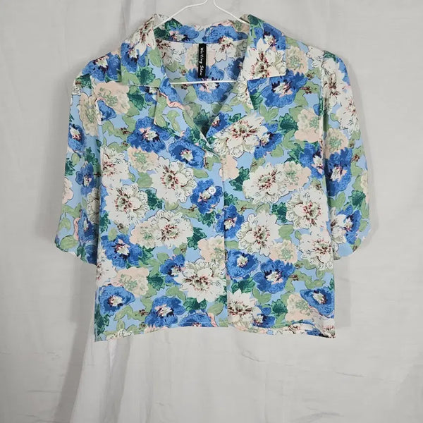 [BUNJANG] Flower Pattern Crop Shirt / 플라워패턴 크롭셔츠