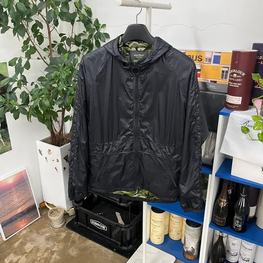[BUNJANG] Nari Furi x Beaker Windbreaker Jacket M / 나리후리 x 비이커 바람막이 자켓 M