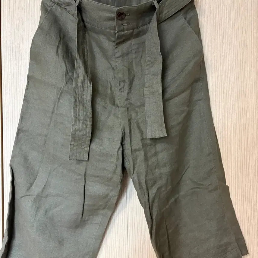 [BUNJANG] ZARA Belted Wide Bermuda Pants (Olive Khaki / EUR S) / ZARA 자라 벨티드 와이드 버뮤다 팬츠 (올리브 카키 / EUR S)