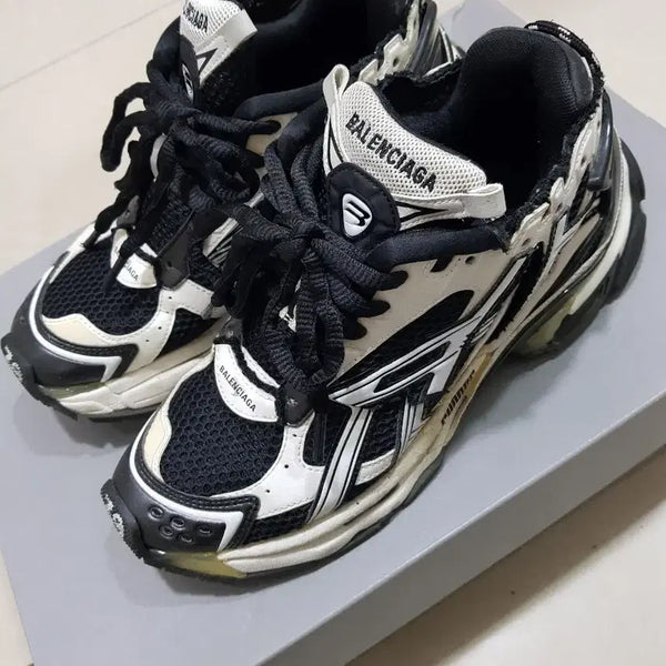 [BUNJANG] Balenciaga New Runner Sneakers Black / 발렌시아가 뉴러너 스니커즈 블랙