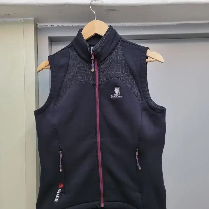 [BUNJANG] Black Yak Fleece Vest 90 / 블랙야크 기모 조끼 90