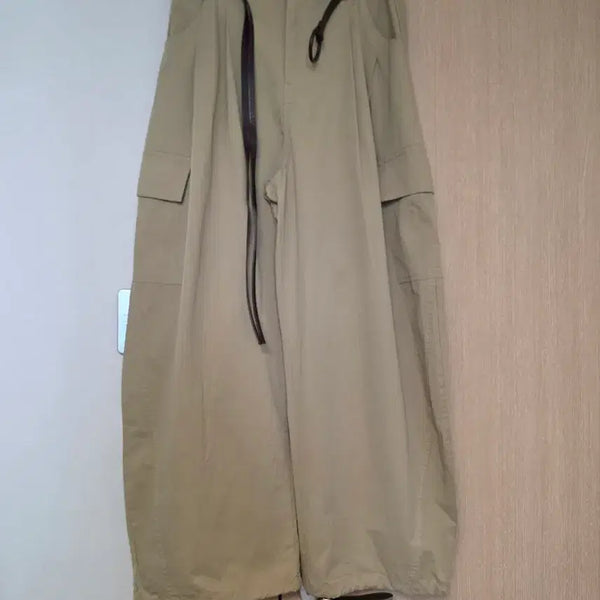 [BUNJANG] Khaki Beige Cargo Wide Pants Belt Set / 카키베이지 카고 와이드 팬츠 벨트 세트