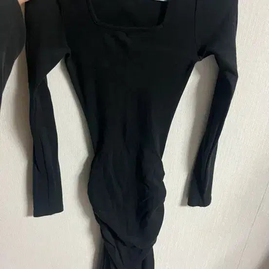 [BUNJANG] Black Shirring Line One-Piece Dress / 블랙 셔링 라인 원피스