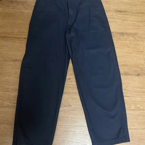 [BUNJANG] Uniqlo U Wide Chino Pants Black 73 / [새상품] 유니클로 U 와이드 치노 팬츠 블랙 73