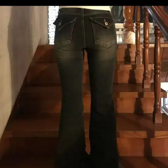 [BUNJANG] Oaiff Karina Vintage Pocket Bootcut Jeans / Oaiff 카리나 빈티지 포켓 포인티 부츠컷 청바지