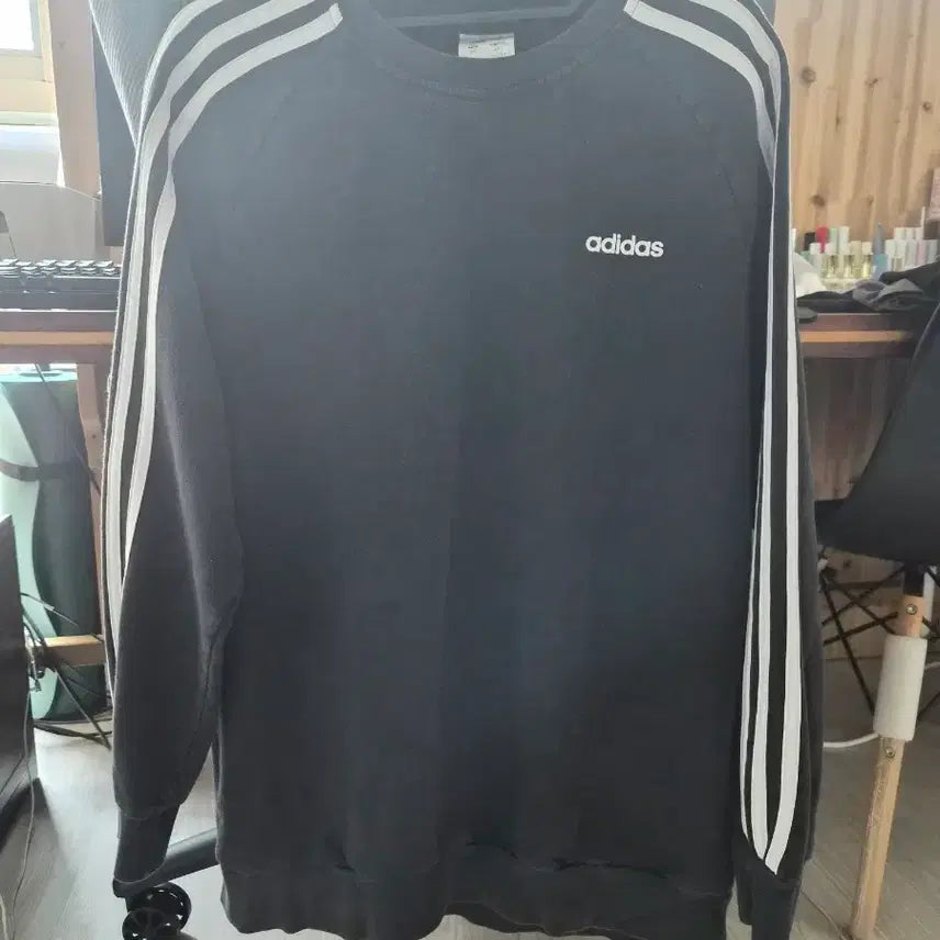 [BUNJANG] Adidas 3-Stripes Sweatshirt Black S / 아디다스 삼선 맨투맨 검정 s