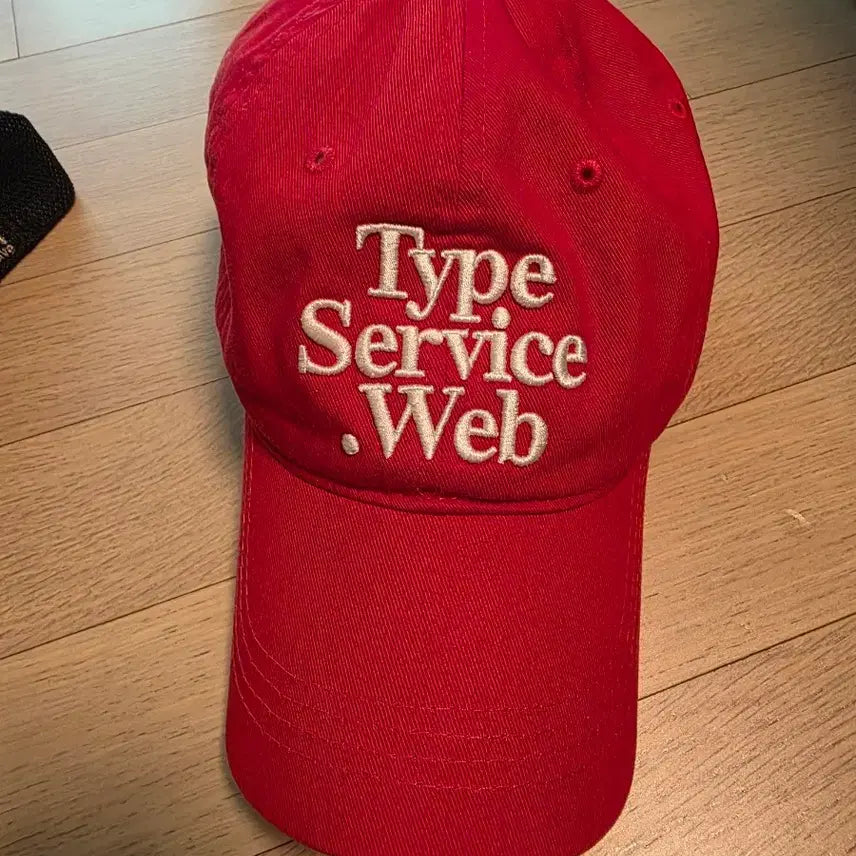 [BUNJANG] Type Service Web Red Ball Cap / 타입서비스웹 레드 볼캡