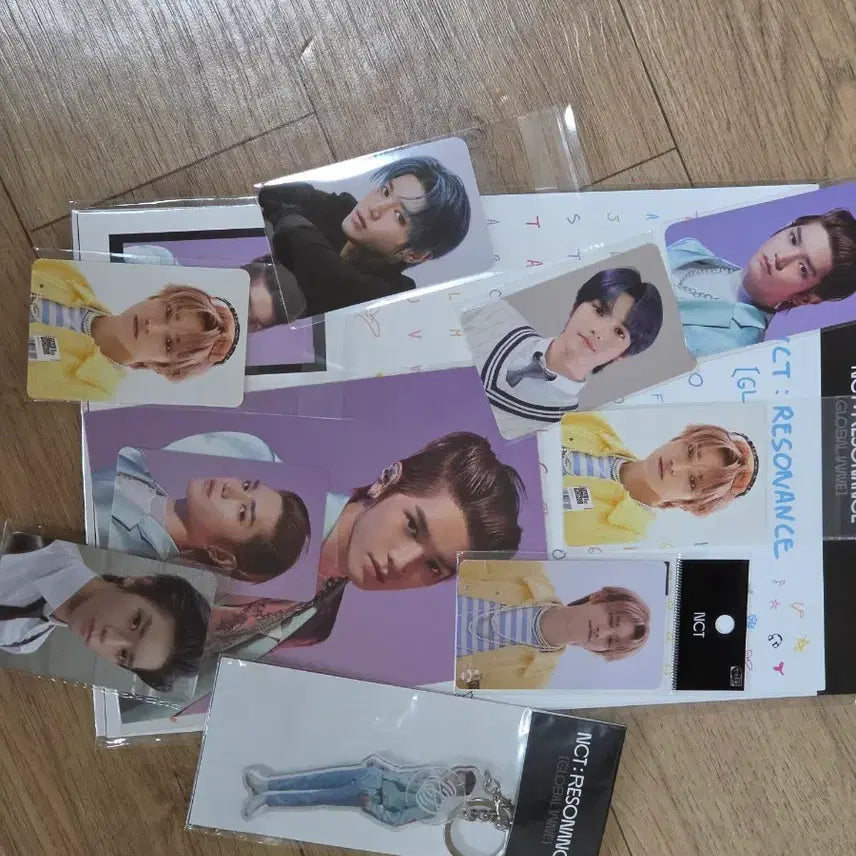 [BUNJANG] NCT 127 Taeyong Resonance Kashbee Season's Greetings Photocard / nct 127 엔시티 태용 레조넌스 캐시비 시즌그리팅 포카