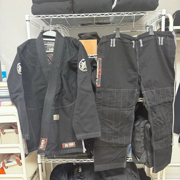 [BUNJANG] Ronin Kurosawa Asian Fit Jiu Jitsu Gi - Black / [협의가능]로닌 쿠로사와(블랙) 도복 판매