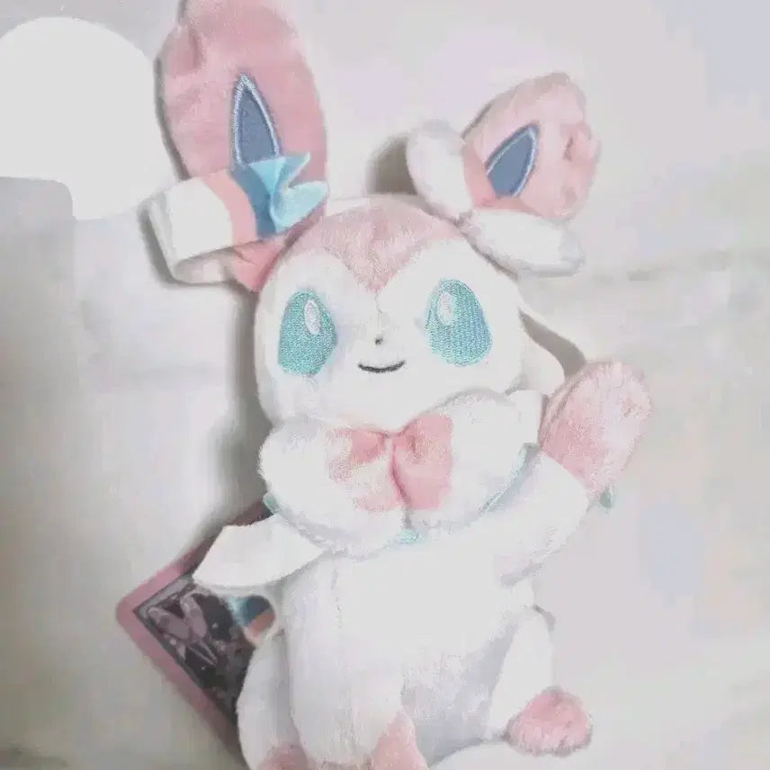[BUNJANG] Pokemon Nymphia High Five Collection Plush Doll / 님피아 포켓몬 하이파이브 컬렉션 봉제 인형 서울숲 포레스트 팝업 이브이즈