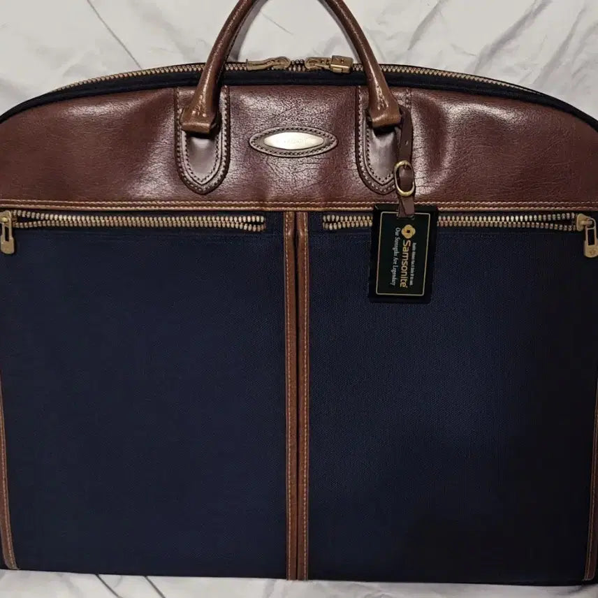 [BUNJANG] Samsonite Made in Japan Classic Garment Bag with Name Tag / 일본제작> 샘소나이트 고급 클래식 정장 코트 케이스 가먼트백 <네임텍비닐