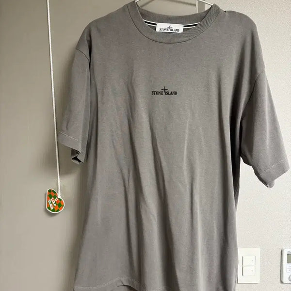 [BUNJANG] Stone Island 80152RCE6 Dove Grey T-Shirt / 스톤아일랜드 80152RCE6 도브그레이(s)