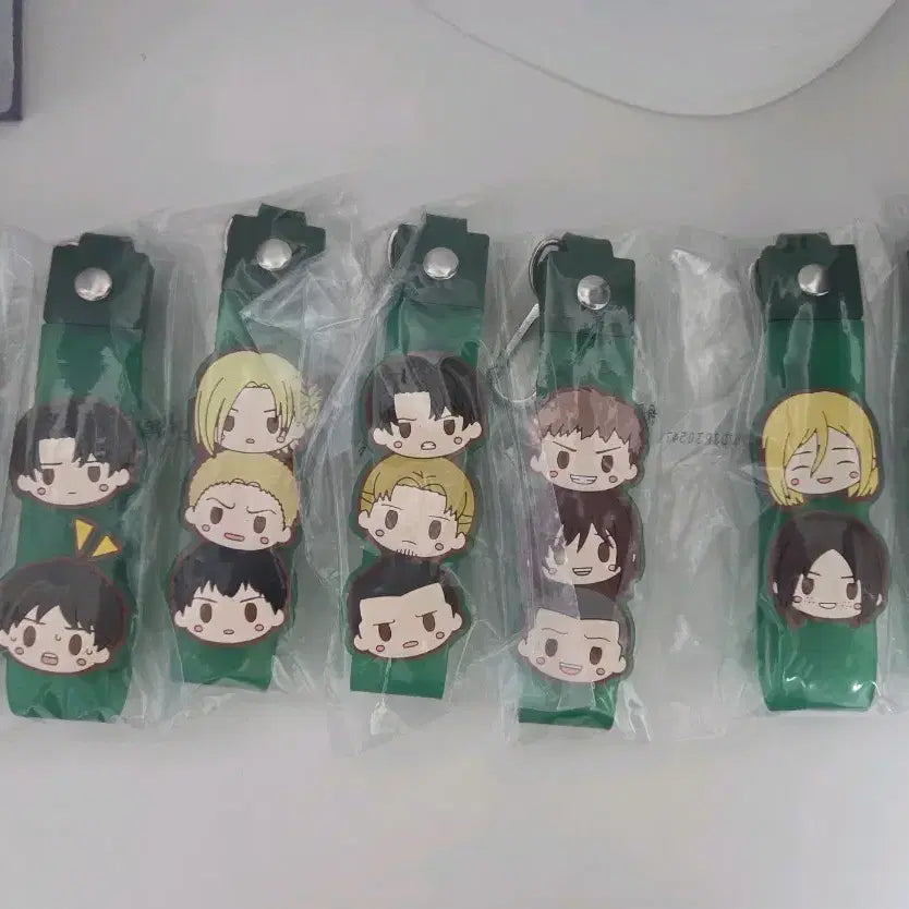 [BUNJANG] Attack on Titan Kuzuji A Prize Pocotto Charm Rubber Strap Keychain / 진격의거인 진격거 쿠지 I상 포콧토참 러버스트랩 러버참 키링 하위상