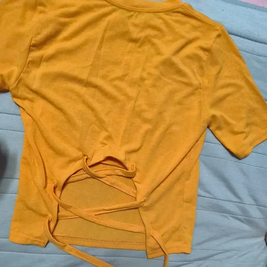 [BUNJANG] Orange Cropped Short Sleeve T-Shirt / 반팔 오렌지 크롭티