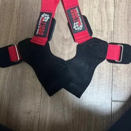 [BUNJANG] Tiger Balance Lifting Grip & Body Reader Hook Grip / 타이거 밸런스 리프팅 그립 바디리더 훅 그립 헬스 스트랩 팔아요타이거