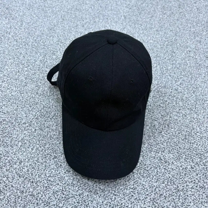[BUNJANG] Macberry Strap Piercing Ball Cap Hat / 맥베리 스트랩 피어싱 볼캡 모자 0609J2