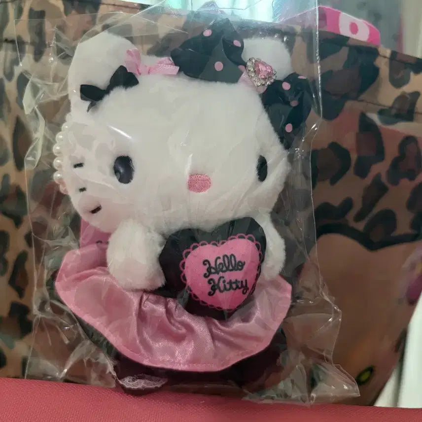 [BUNJANG] Minsso Blackpink Kitty Makko Bag Charm / 미니소 블핑 키티마코