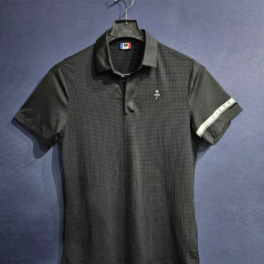 [BUNJANG] Castelbajac Men's Black Slim Fit 95 Embroidered Golf Polo Shirt / 까스텔바작 자수 블랙 남성 슬림핏 95 골프 카라반팔티