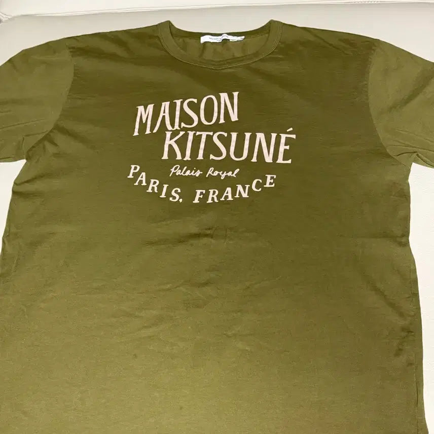 [BUNJANG] Maison Kitsuné Palays Royal Short Sleeve T-Shirt Olive / 메종키츠네 반팔티 올리브