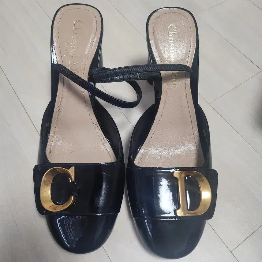 [BUNJANG] Dior Essentiel Slingback Shoes Size 36.5 / 디올 세스트 슬링백 235,36.5