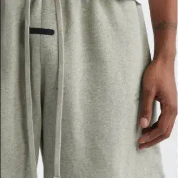 [BUNJANG] Fear of God Essentials 26ss Signature Classic Short Pants Grey / 피어오브갓 에센셜 26ss 시그니처 클래식 숏팬츠 그레이