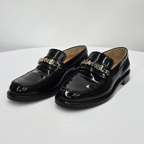 [BUNJANG] Chanel Chain Lettering Logo Patent Enamel Loafers - Size 39 / [ 정품 ] 샤넬 체인 레터링 로고 페이던트 에나멜 로퍼 구두 39
