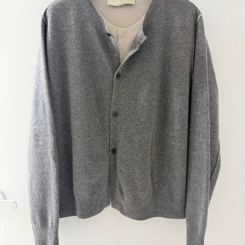 [BUNJANG] D'Antiquenne Double Layered Cardigan Grey Size 2 / 디앤드퀘스천 더블 레이어드 가디건 그레이 2사이즈