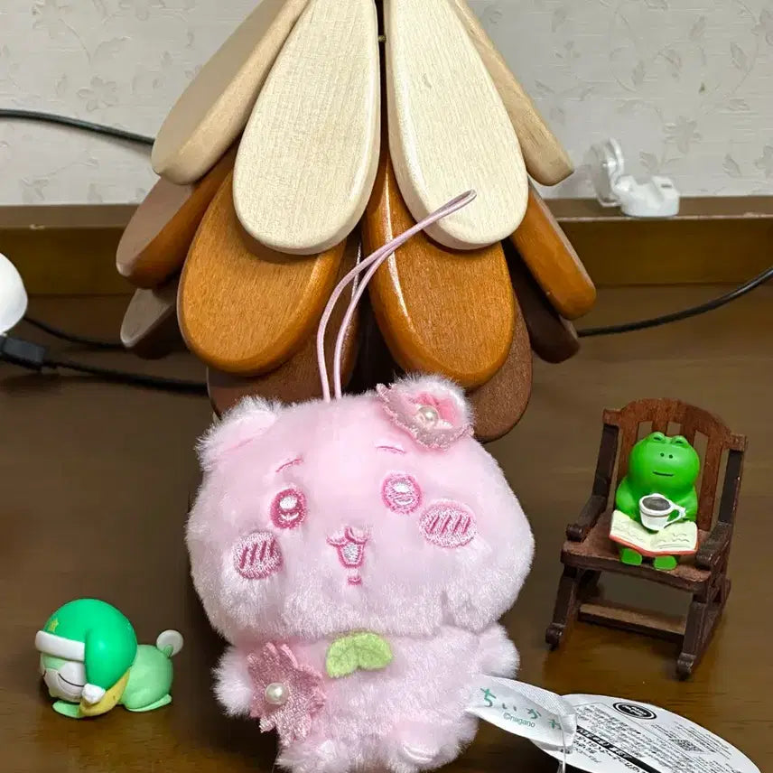 [BUNJANG] Chikawa Cherry Blossom Plush / 먼작귀 벚꽃 치이카와
