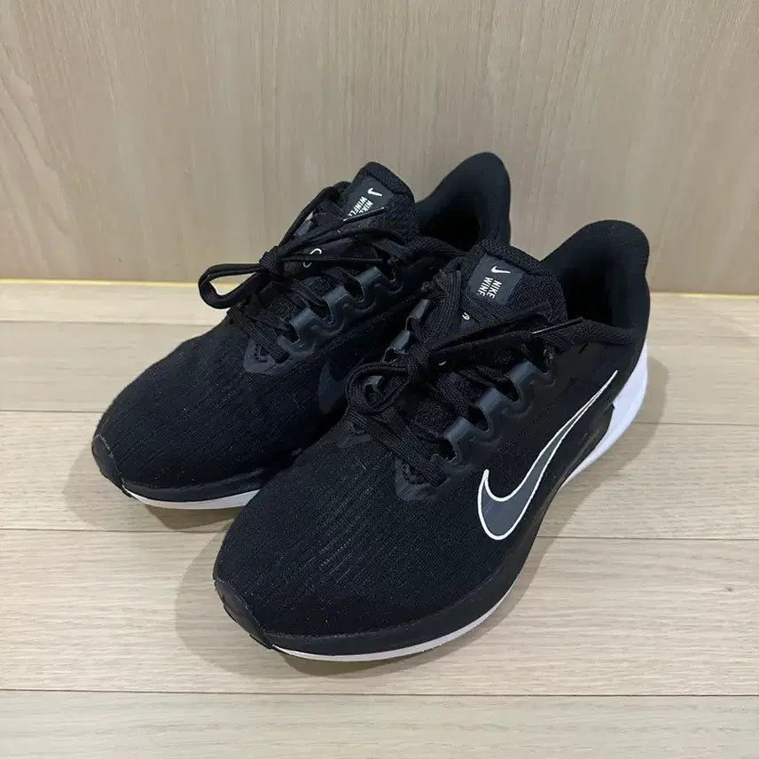 [BUNJANG] Nike Air Winflo 9 Running Shoes - Black, Size 235 / 나이키 에어 윈플로9 러닝화 235
