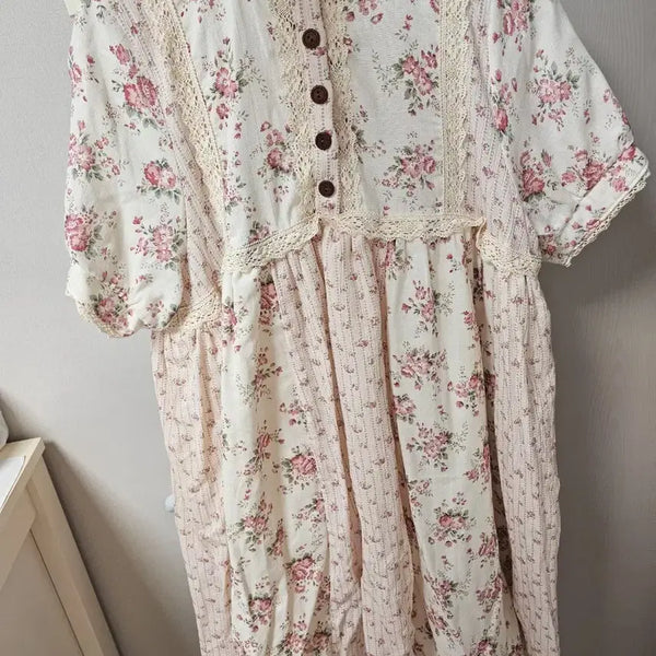 [BUNJANG] Strawberry Jam Project Merry-Go-Round Dress / 딸기쨈프로젝트 메리 고 라운드 원피스