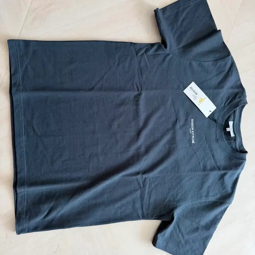 [BUNJANG] Maison Kitsuné Navy Oversized T-Shirt L / (새상품) 메종키츠네 반팔티 네이비 오버핏 L