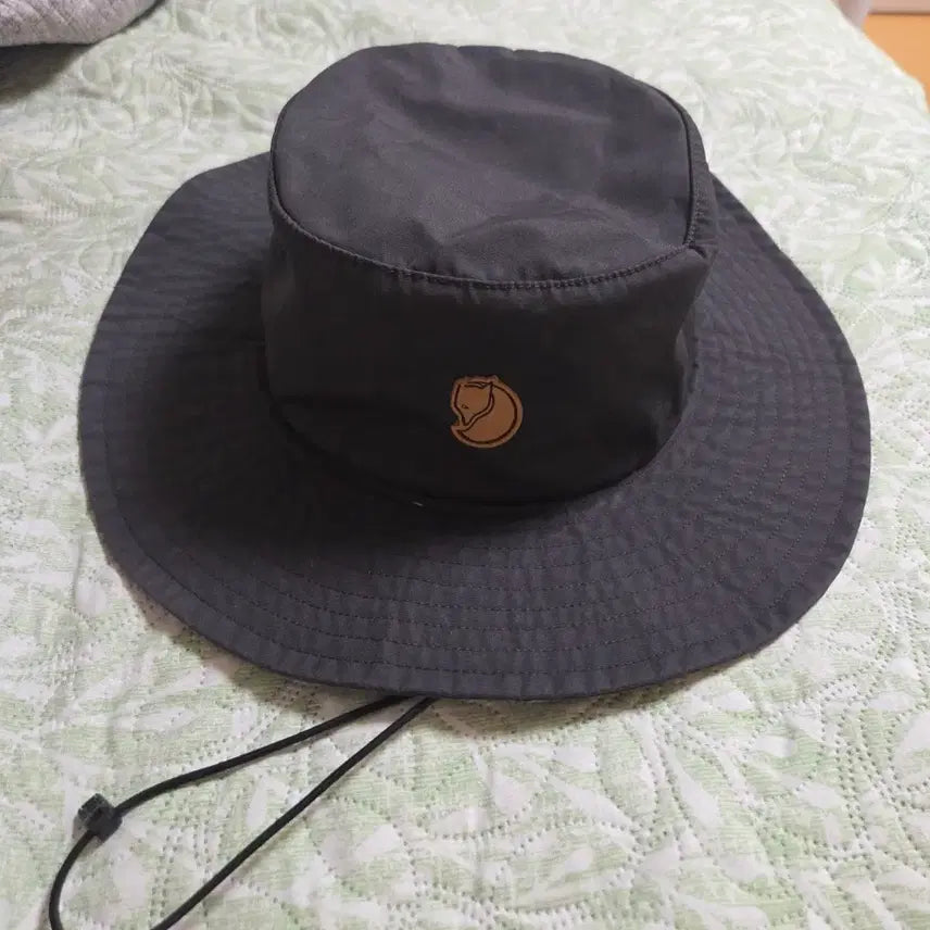 [BUNJANG] Fjällräven Hatfield Bucket Hat M Dark Grey / 피엘라벤 모자 등산 햇필드 햇 M 다크그레이 버켓햇 파타고니아