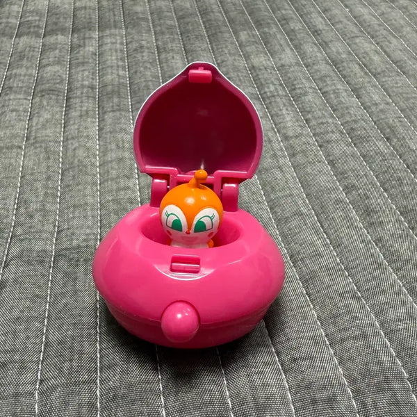 [BUNJANG] Anpanman, Baikinman, and Docjin Space Ship Gacha Keyring / 호빵맨 앙팡만 짤랑이 우주선 가챠 키링