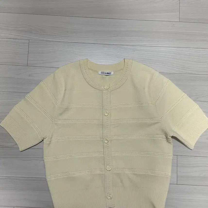 [BUNJANG] CC COLLECT Short Sleeve Cardigan / 씨씨콜렉트 반팔 가디건