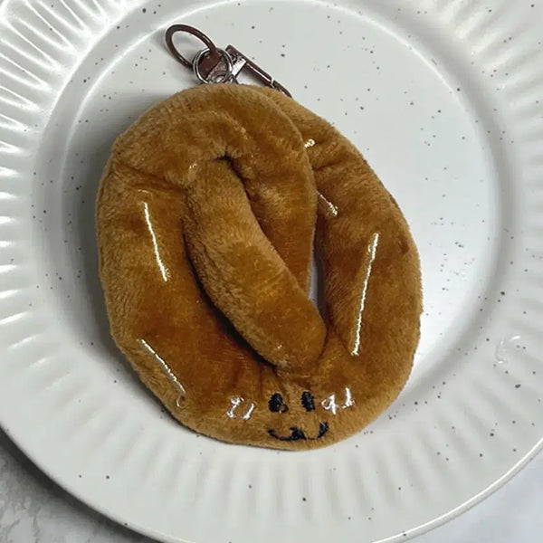 [BUNJANG] Pretzel Keychain Doll / 프레첼 키링 인형