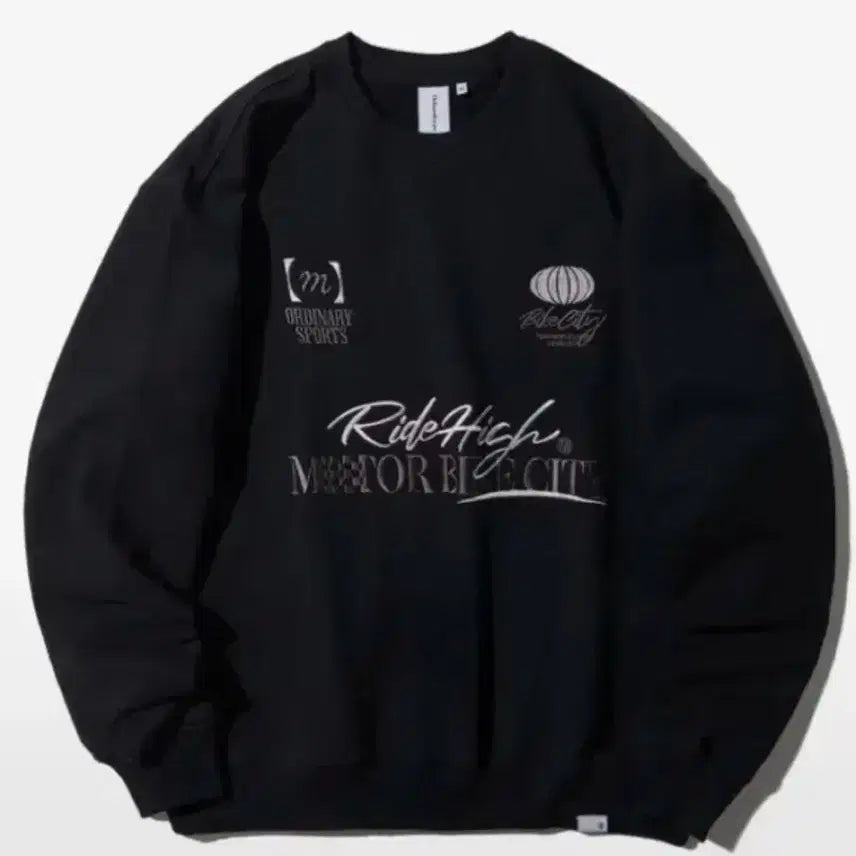 [BUNJANG] Urban Type Black Graphic Sweatshirt / 어반디타입 스웻셔츠 맨투맨