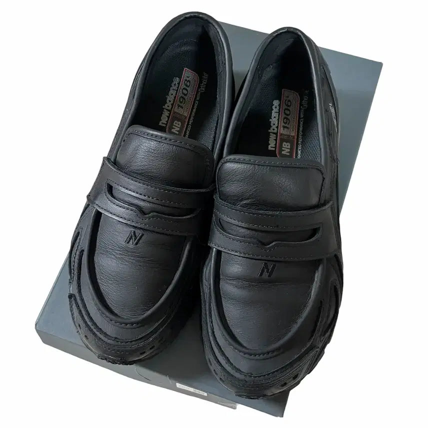 [BUNJANG] New Balance 1906L Black Suede Sneakers / 뉴발란스 1906L 블랙 270